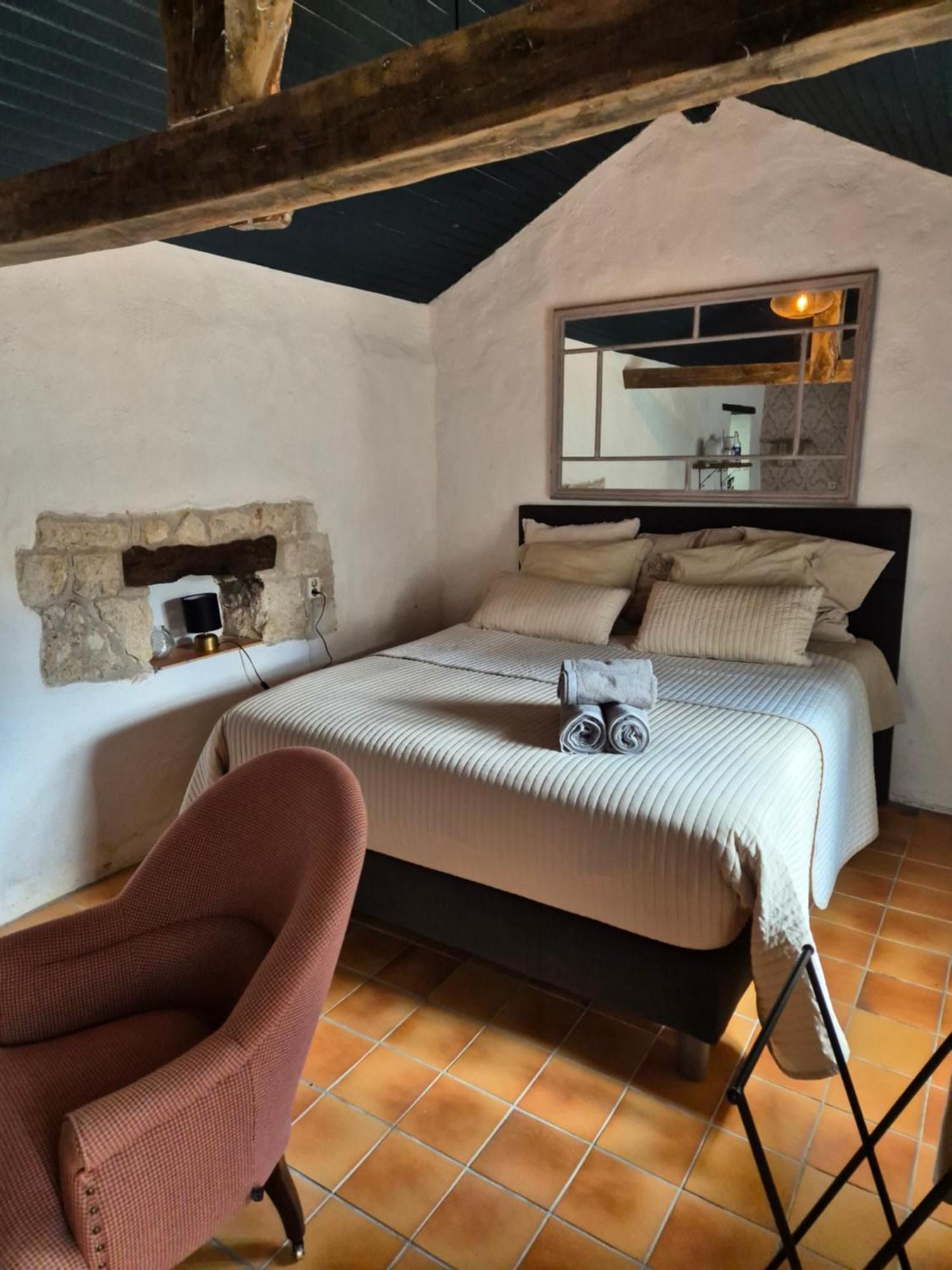 La Nouvelle Vie En Quercy Bed & Breakfast Montaigu-de-Quercy Eksteriør bilde